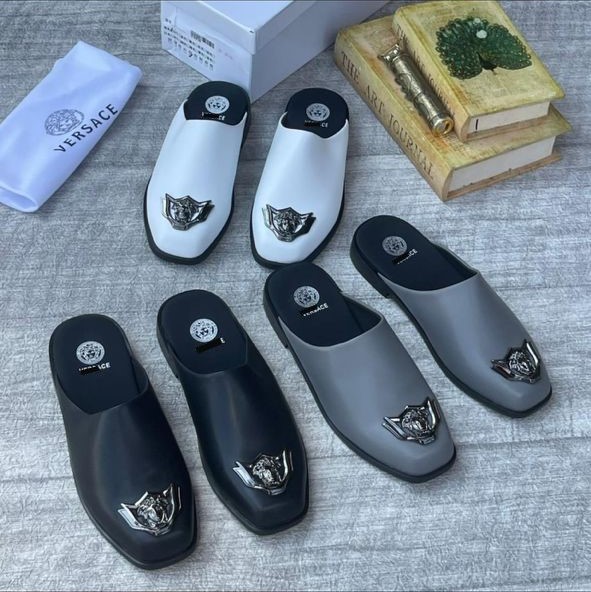 Image of Versace Men shoe